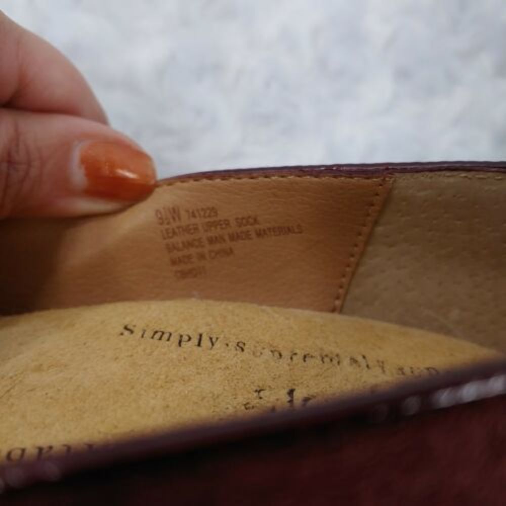 SOFTSPOTS  red Suede Mary Jane Pumps Posey 9.5 - Picture 4 of 7